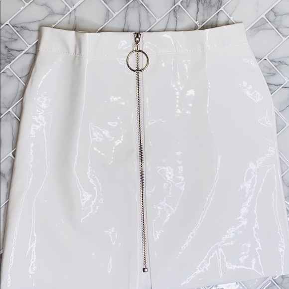 White Skirt - Picture 1 of 2